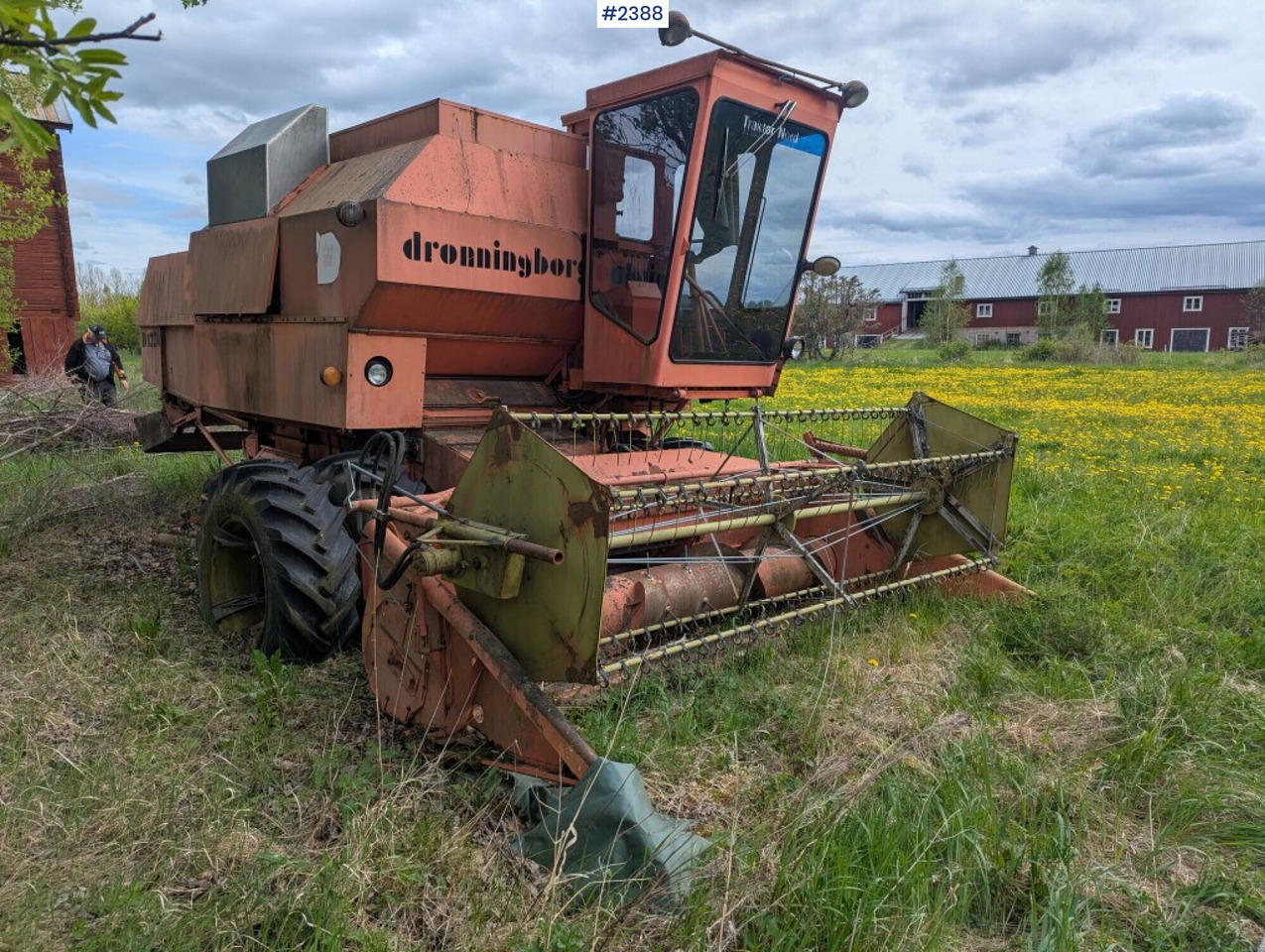 Combine harvester Dronningborg D1250 - Kombain: pilt 1 Combine harvester Dronningborg D1250 - Kombain: pilt 1