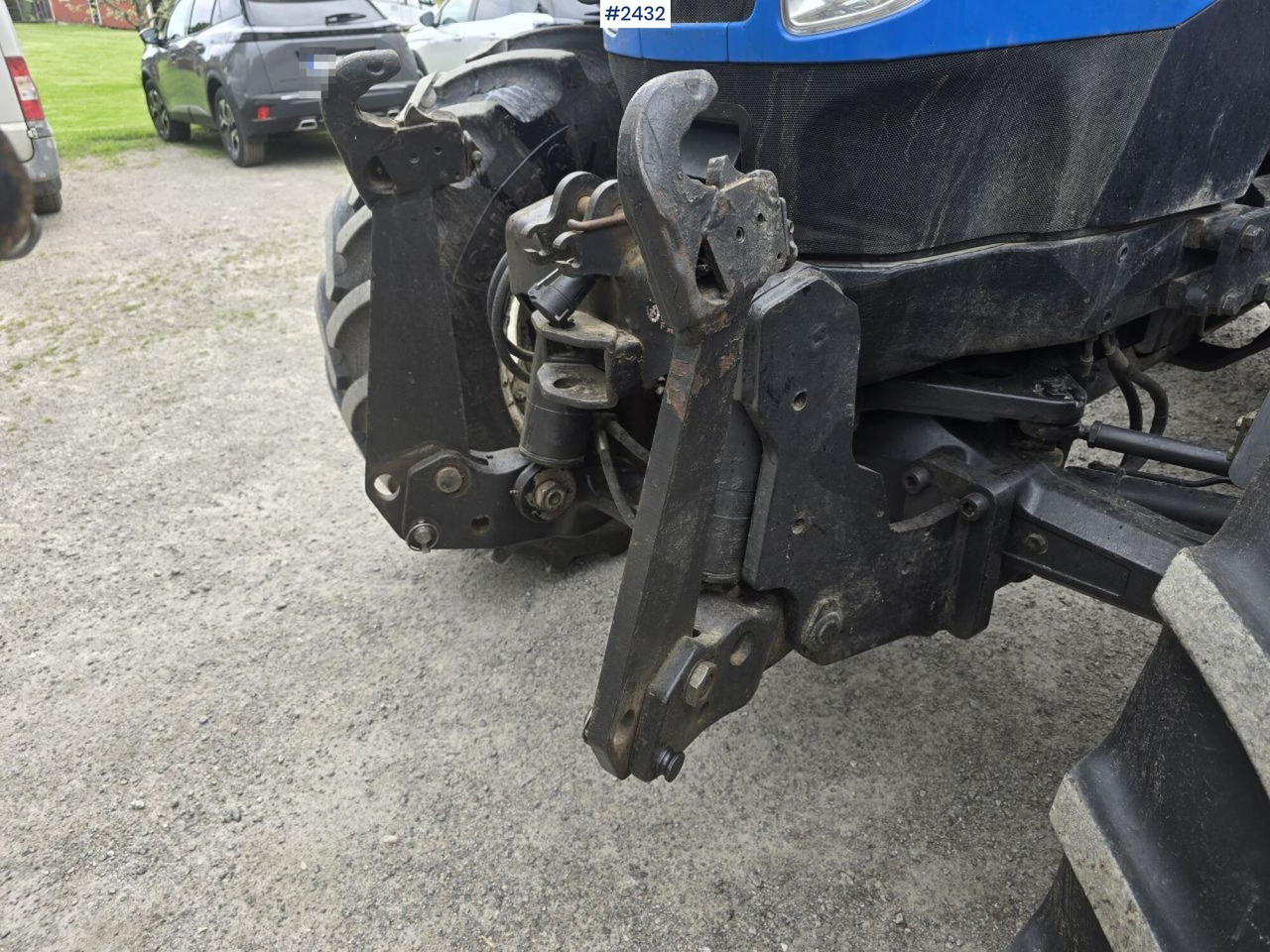 Traktor New Holland TS 125A med Frontlastare: pilt 18