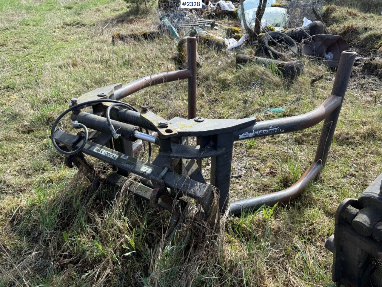 Round bale handler Ålö - Klamber: pilt 1 Round bale handler Ålö - Klamber: pilt 1