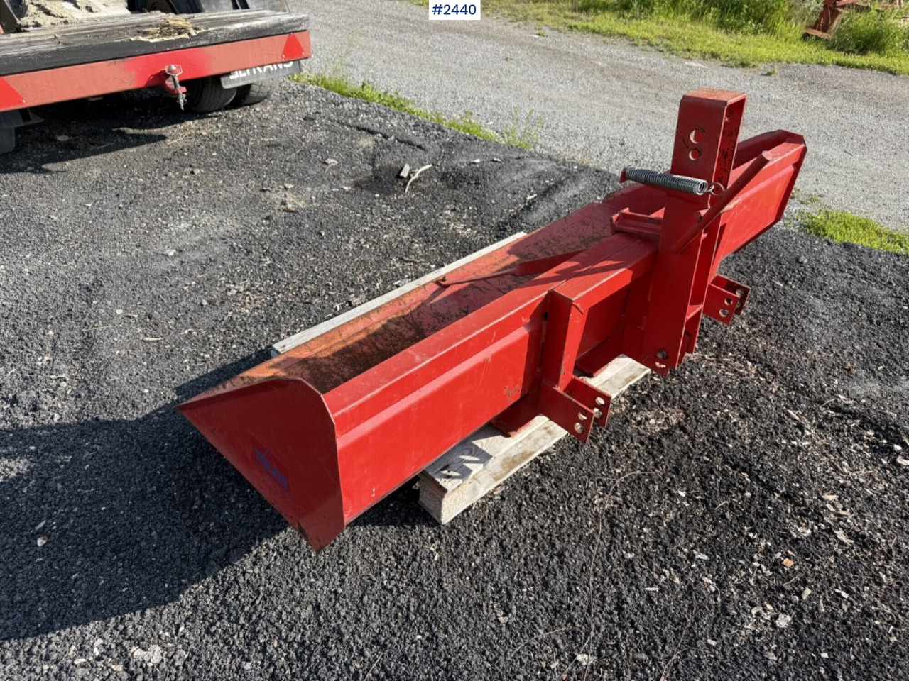 Tippable Rear Bucket Trejon - Laaduri kopp: pilt 5 Tippable Rear Bucket Trejon - Laaduri kopp: pilt 5
