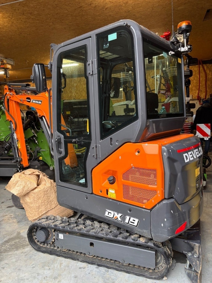 Develon DX 19 Z-7 - Miniekskavaator: pilt 2 Develon DX 19 Z-7 - Miniekskavaator: pilt 2