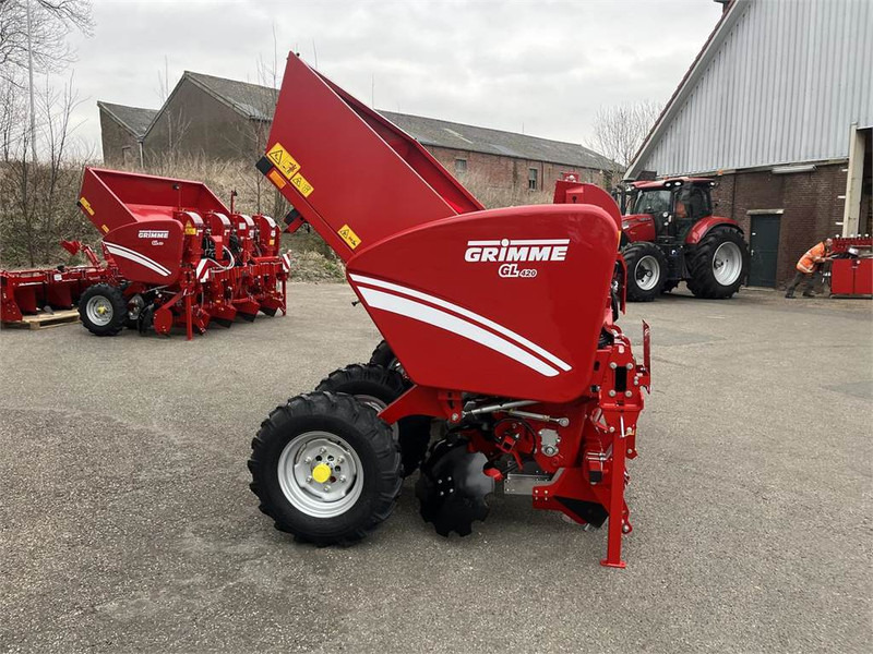 Grimme GL 420 hydraulische aandrijving - Kartulipanija: pilt 2 Grimme GL 420 hydraulische aandrijving - Kartulipanija: pilt 2