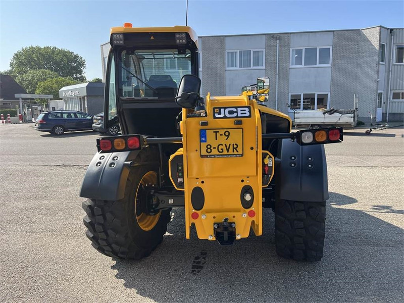 JCB 542-70 AgriSuper DTVT - Teleskooplaadur: pilt 4 JCB 542-70 AgriSuper DTVT - Teleskooplaadur: pilt 4