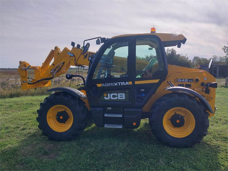 JCB 542-70 AgriXtra DTVT - Teleskooplaadur: pilt 1 JCB 542-70 AgriXtra DTVT - Teleskooplaadur: pilt 1