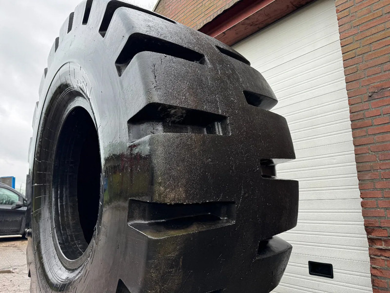 Diversen Liftguard L-5 45/65-45 HEAVY DUTY TIRE - Rehv: pilt 5 Diversen Liftguard L-5 45/65-45 HEAVY DUTY TIRE - Rehv: pilt 5