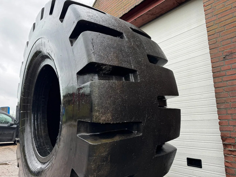 Diversen Liftguard L-5 45/65-45 HEAVY DUTY TIRE - Rehv: pilt 4 Diversen Liftguard L-5 45/65-45 HEAVY DUTY TIRE - Rehv: pilt 4