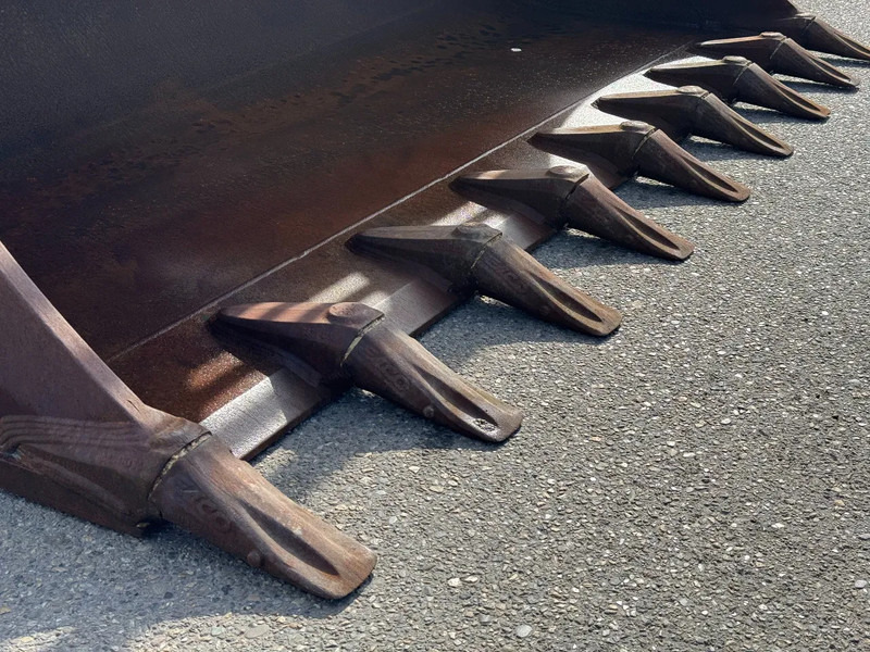 Ekskavaatori kopp - Ehitusmasinad Doosan 230104-01475 DL 550-3 Rock Bucket: pilt 7