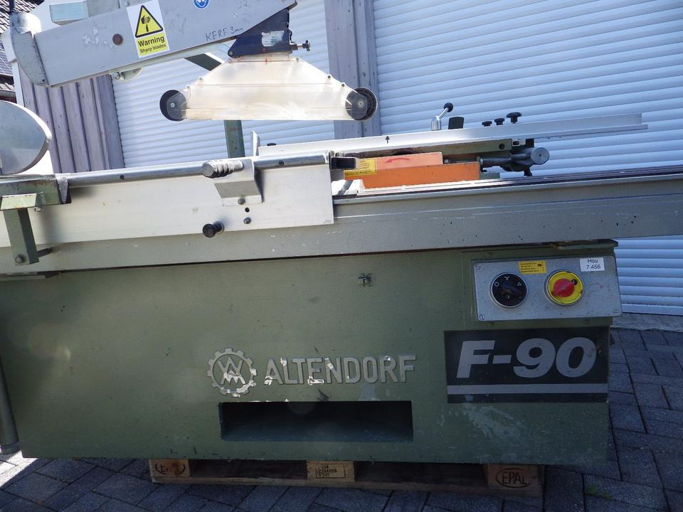 2 x Formatkreissäge mit Vorritzer Altendorf F90 und ROBLAND E300 - Garaažiseadmed: pilt 1 2 x Formatkreissäge mit Vorritzer Altendorf F90 und ROBLAND E300 - Garaažiseadmed: pilt 1