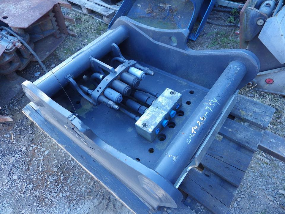 SchraubAdapterPlatte OQ80 OilQuick 80 ( MWST ausweisbar ) - Kiirühendus: pilt 1 SchraubAdapterPlatte OQ80 OilQuick 80 ( MWST ausweisbar ) - Kiirühendus: pilt 1