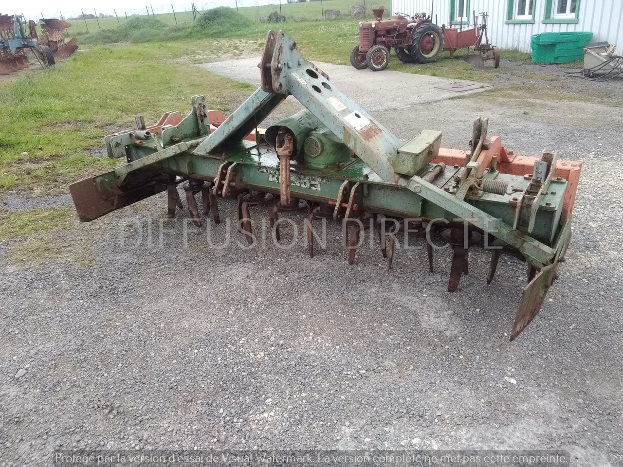 AMAZONE HERSE ROTATIVE KE 303 - Aktiiväke: pilt 4 AMAZONE HERSE ROTATIVE KE 303 - Aktiiväke: pilt 4