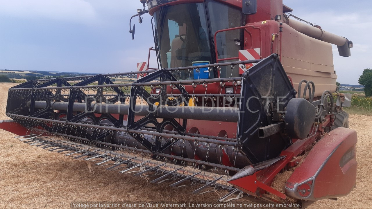 CASE IH MOISSONNEUSE BATTEUSE 2388 X-CLUSIVE - Kombain: pilt 1 CASE IH MOISSONNEUSE BATTEUSE 2388 X-CLUSIVE - Kombain: pilt 1