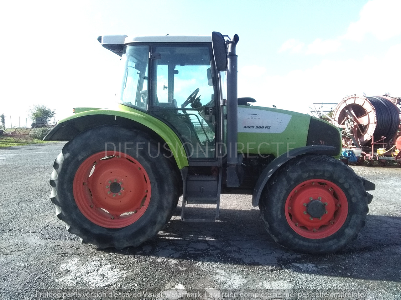 CLAAS TRACTEUR AGRICOLE ARES 566 RZ - Traktor: pilt 2 CLAAS TRACTEUR AGRICOLE ARES 566 RZ - Traktor: pilt 2