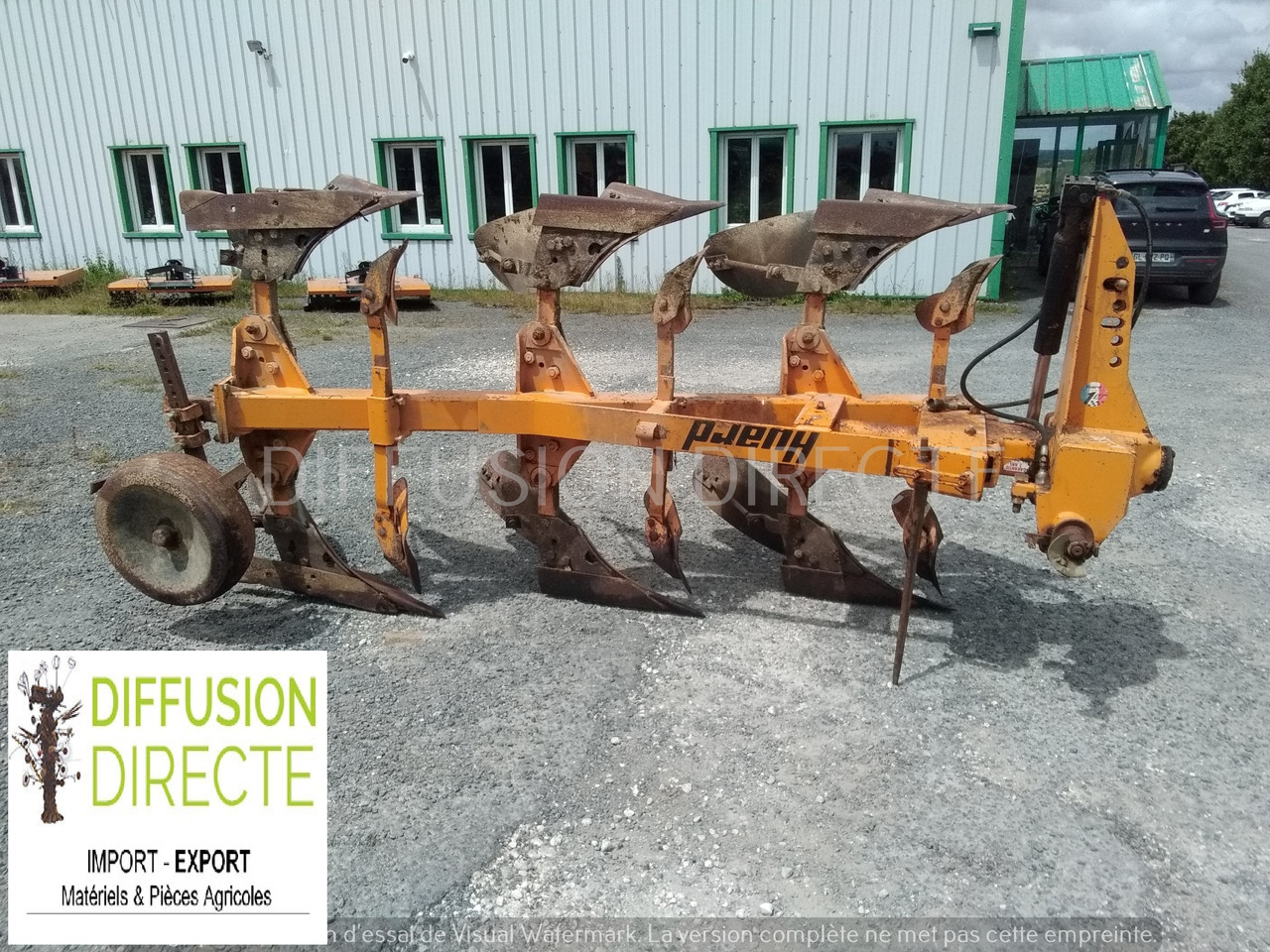 HUARD CHARRUE TRE 65 T - Ader: pilt 1 HUARD CHARRUE TRE 65 T - Ader: pilt 1