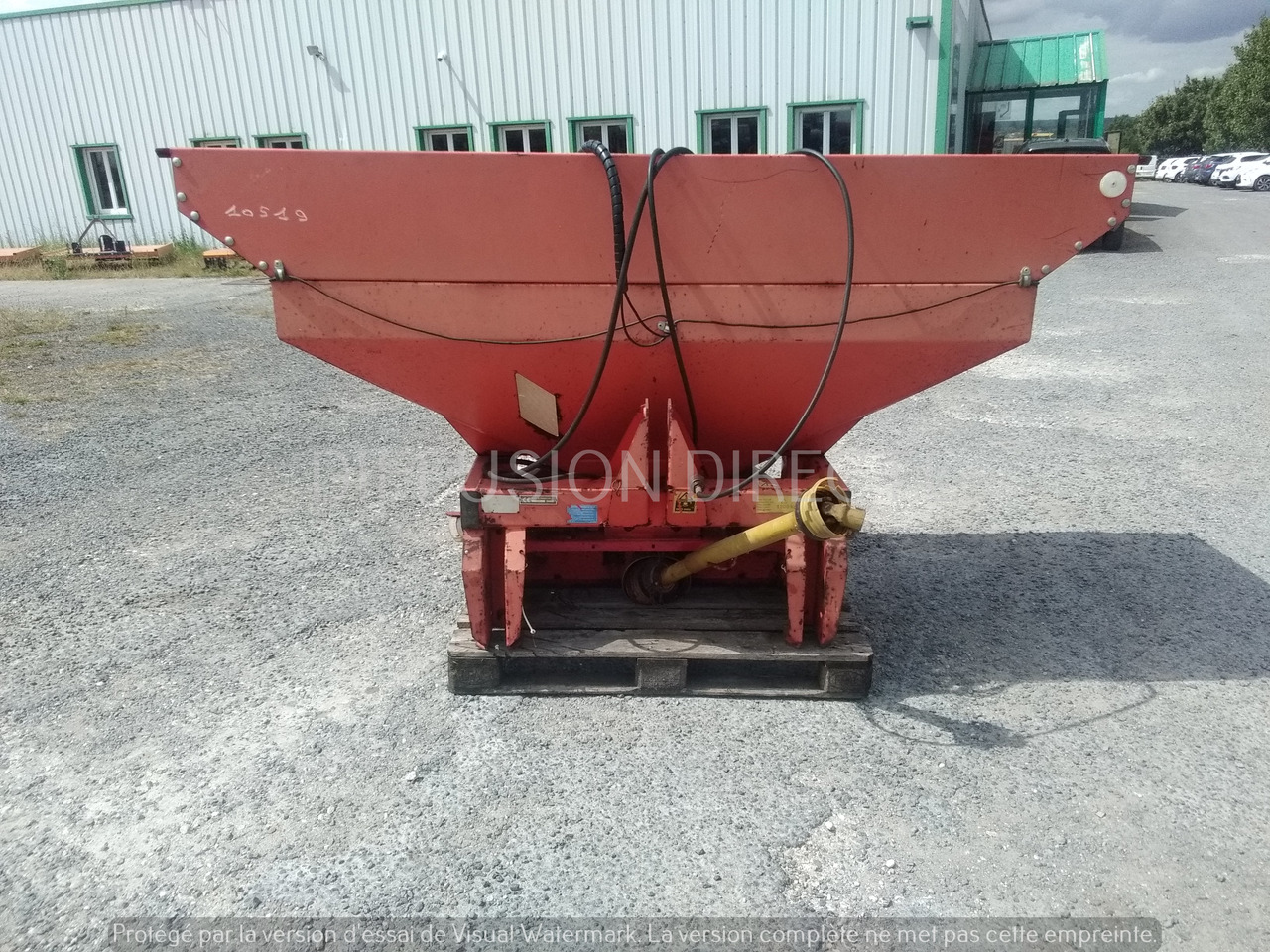 KUHN DISTRIBUTEUR D'ENGRAIS MDS 921 - Väetiselaoturid: pilt 4 KUHN DISTRIBUTEUR D'ENGRAIS MDS 921 - Väetiselaoturid: pilt 4