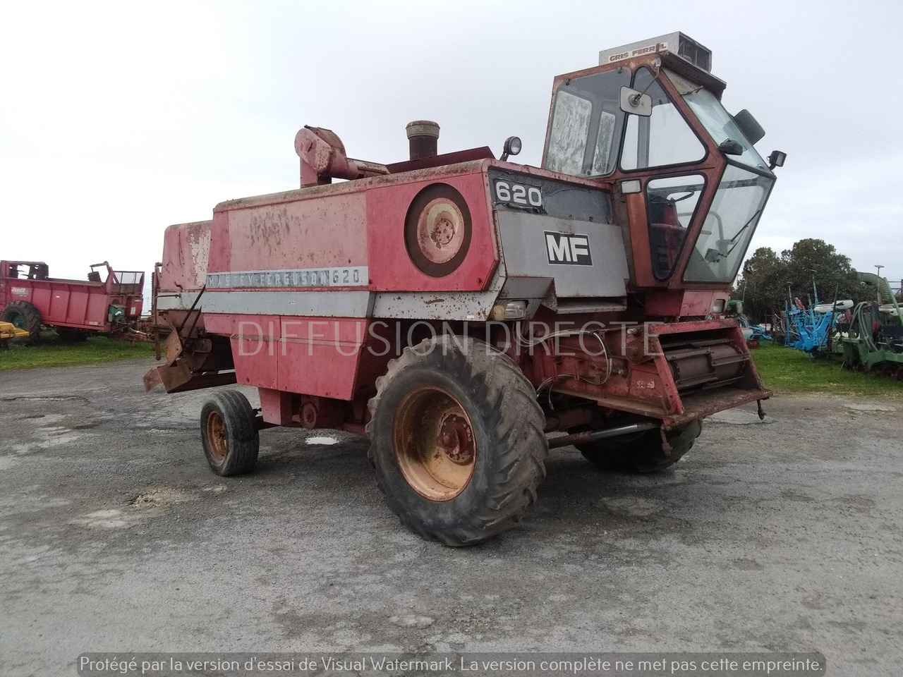 MASSEY FERGUSON MOISSONNEUSE BATTEUSE 620 - Kombain: pilt 2 MASSEY FERGUSON MOISSONNEUSE BATTEUSE 620 - Kombain: pilt 2