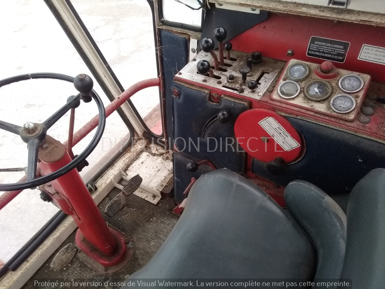 MASSEY FERGUSON MOISSONNEUSE BATTEUSE 620 - Kombain: pilt 4 MASSEY FERGUSON MOISSONNEUSE BATTEUSE 620 - Kombain: pilt 4