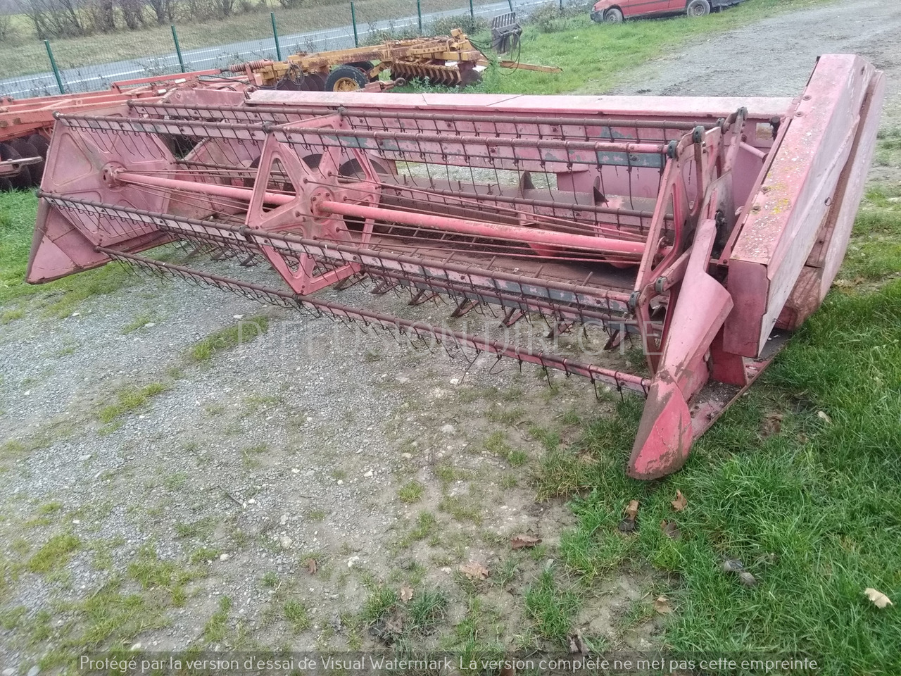 MASSEY FERGUSON MOISSONNEUSE BATTEUSE 620 - Kombain: pilt 5 MASSEY FERGUSON MOISSONNEUSE BATTEUSE 620 - Kombain: pilt 5