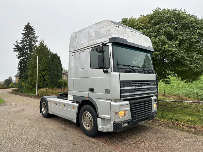 DAF XF 530 4X2 Manual EUR3 LOW KM - Sadulveok: pilt 5 DAF XF 530 4X2 Manual EUR3 LOW KM - Sadulveok: pilt 5
