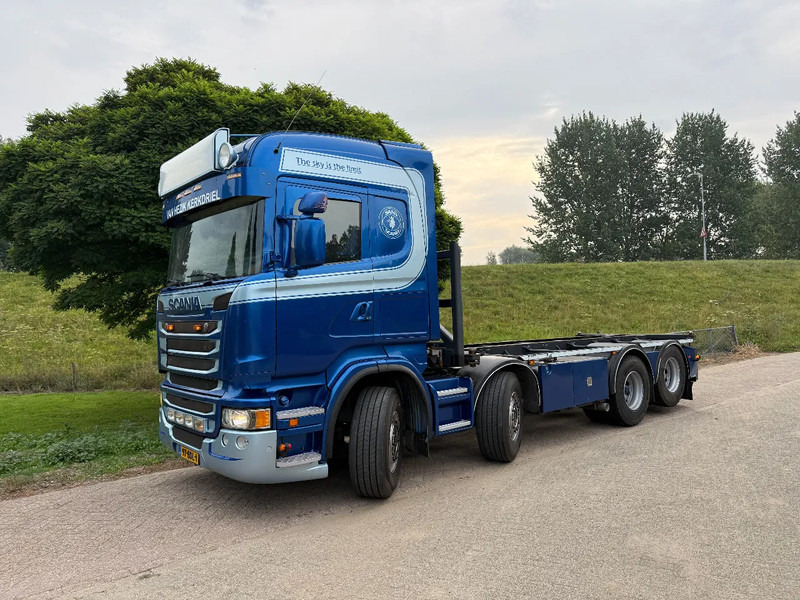 Scania R490 8X2 Manual EUR 6 Retarder TOP Truck - Konteinerveduk/ Tõstukiga veoauto: pilt 4 Scania R490 8X2 Manual EUR 6 Retarder TOP Truck - Konteinerveduk/ Tõstukiga veoauto: pilt 4