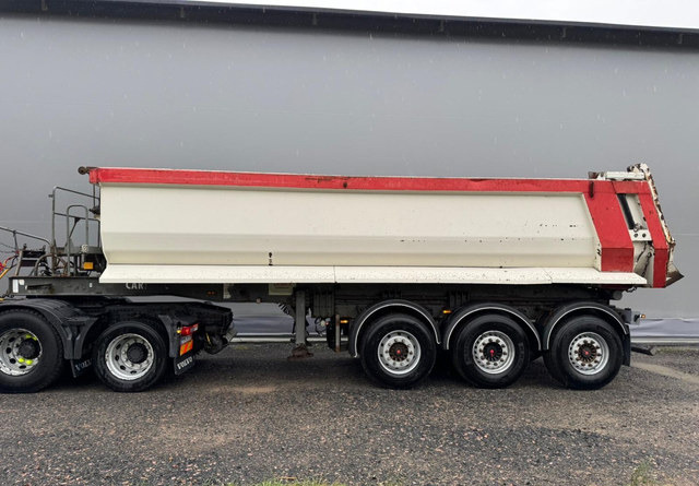 Carnehl3-aks Siirtoteli kippikärry - Kallur-poolhaagis: pilt 2 Carnehl3-aks Siirtoteli kippikärry - Kallur-poolhaagis: pilt 2