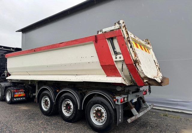 Carnehl3-aks Siirtoteli kippikärry - Kallur-poolhaagis: pilt 3 Carnehl3-aks Siirtoteli kippikärry - Kallur-poolhaagis: pilt 3