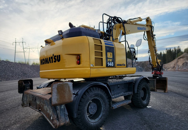 KOMATSU Komatsu PW148-8 Rototilt R6 - Ratastel ekskavaator: pilt 5 KOMATSU Komatsu PW148-8 Rototilt R6 - Ratastel ekskavaator: pilt 5