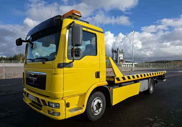 MANTGL 8.180 4x2 Wilhelm Wellmeyer - Puksiirauto: pilt 1 MANTGL 8.180 4x2 Wilhelm Wellmeyer - Puksiirauto: pilt 1