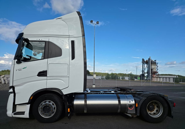 IvecoS-Way 460 4x2 LNG / LBG - Sadulveok: pilt 2 IvecoS-Way 460 4x2 LNG / LBG - Sadulveok: pilt 2