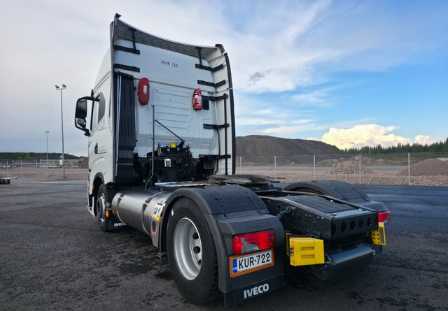 IvecoS-Way 460 4x2 LNG / LBG - Sadulveok: pilt 3 IvecoS-Way 460 4x2 LNG / LBG - Sadulveok: pilt 3