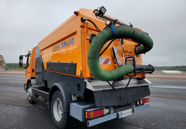 Schmidt SK650 Atego 85kmh/h - Tänavapühkimismasin: pilt 3 Schmidt SK650 Atego 85kmh/h - Tänavapühkimismasin: pilt 3