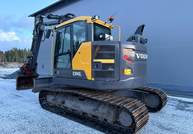 VolvoECR145EL + Rototilt - Lintekskavaator: pilt 2 VolvoECR145EL + Rototilt - Lintekskavaator: pilt 2