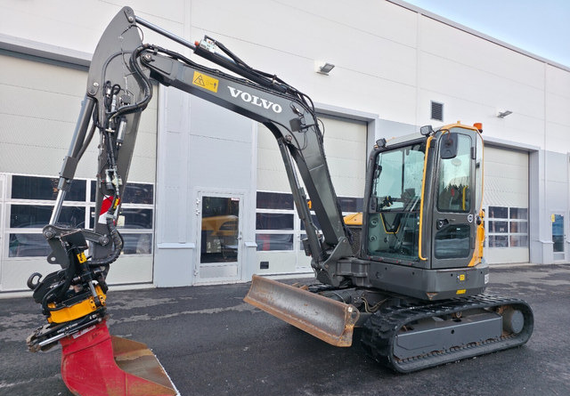 VolvoECR58D + Engcon, Novatron - Lintekskavaator: pilt 1 VolvoECR58D + Engcon, Novatron - Lintekskavaator: pilt 1