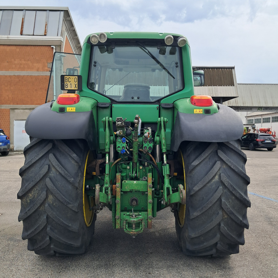 JOHN DEERE 6830 Premium - Traktor: pilt 4 JOHN DEERE 6830 Premium - Traktor: pilt 4