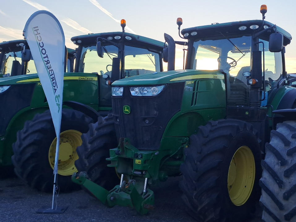 JOHN DEERE 7230R - Traktor: pilt 1 JOHN DEERE 7230R - Traktor: pilt 1