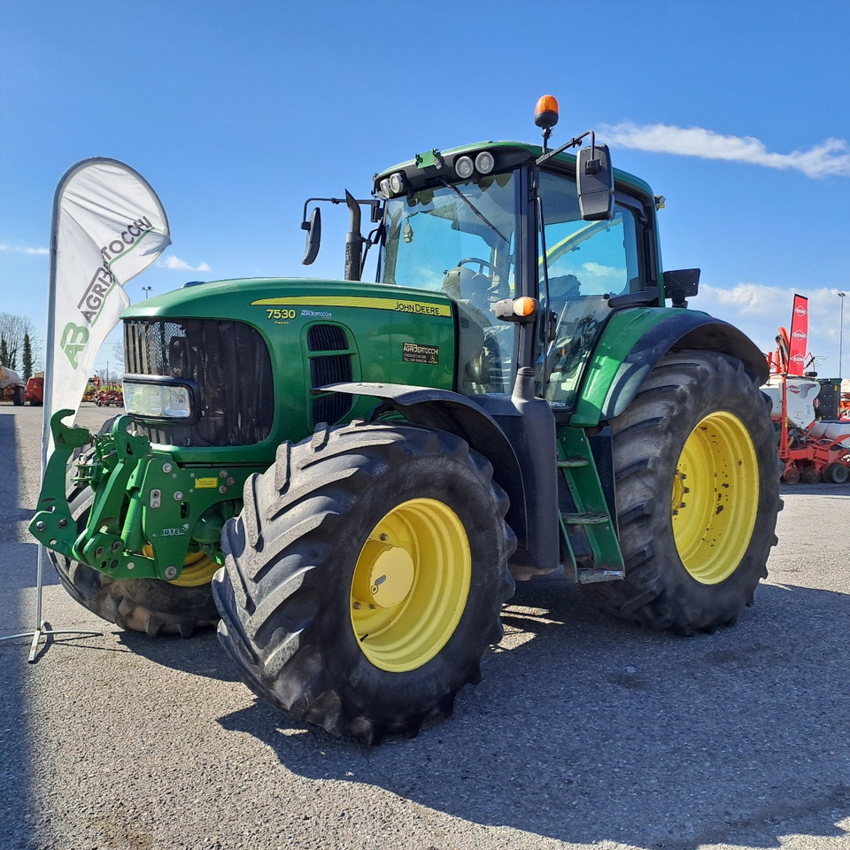 JOHN DEERE 7530 PREMIUM - Traktor: pilt 1 JOHN DEERE 7530 PREMIUM - Traktor: pilt 1