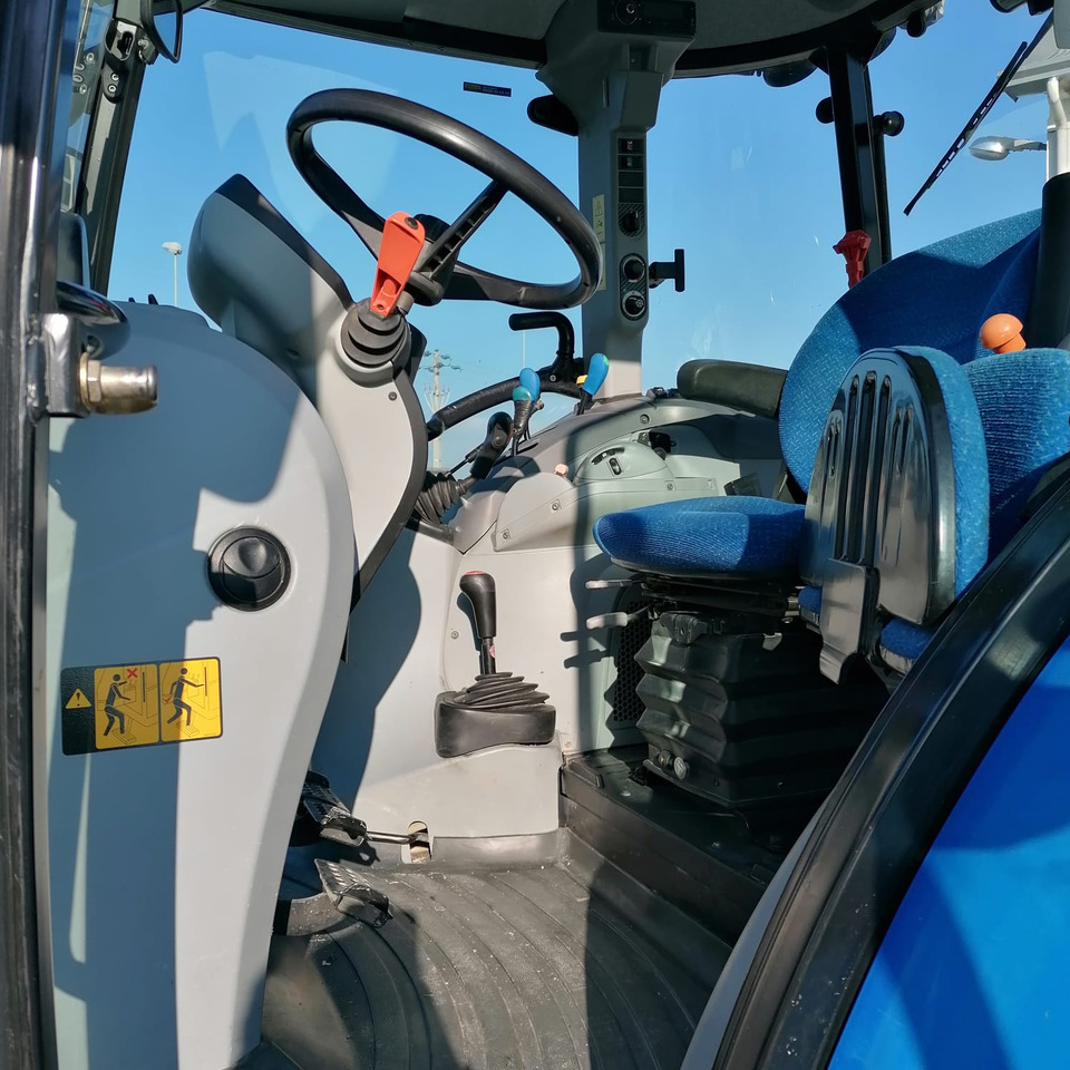 NEW HOLLAND T4.105 liising NEW HOLLAND T4.105: pilt 6