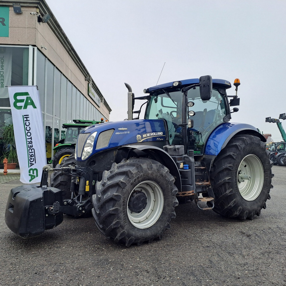 NEW HOLLAND T7.270 BLUEPOWER - Traktor: pilt 1 NEW HOLLAND T7.270 BLUEPOWER - Traktor: pilt 1