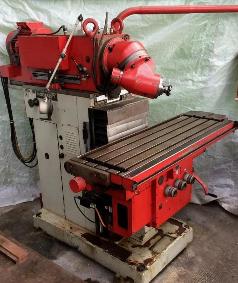 Konsolfräsmaschine (Universalfräsmaschine) STROJTOS - Freespink: pilt 3 Konsolfräsmaschine (Universalfräsmaschine) STROJTOS - Freespink: pilt 3