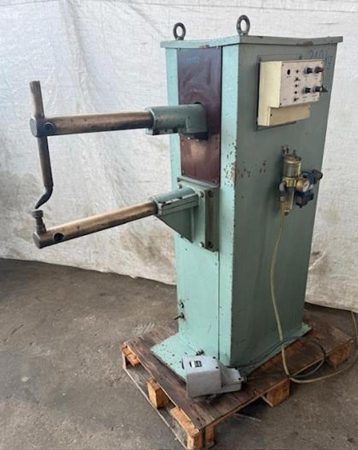 Punktschweißmaschine JOISTEN & KETTENBAUM - Keevitus seadmed: pilt 1 Punktschweißmaschine JOISTEN & KETTENBAUM - Keevitus seadmed: pilt 1