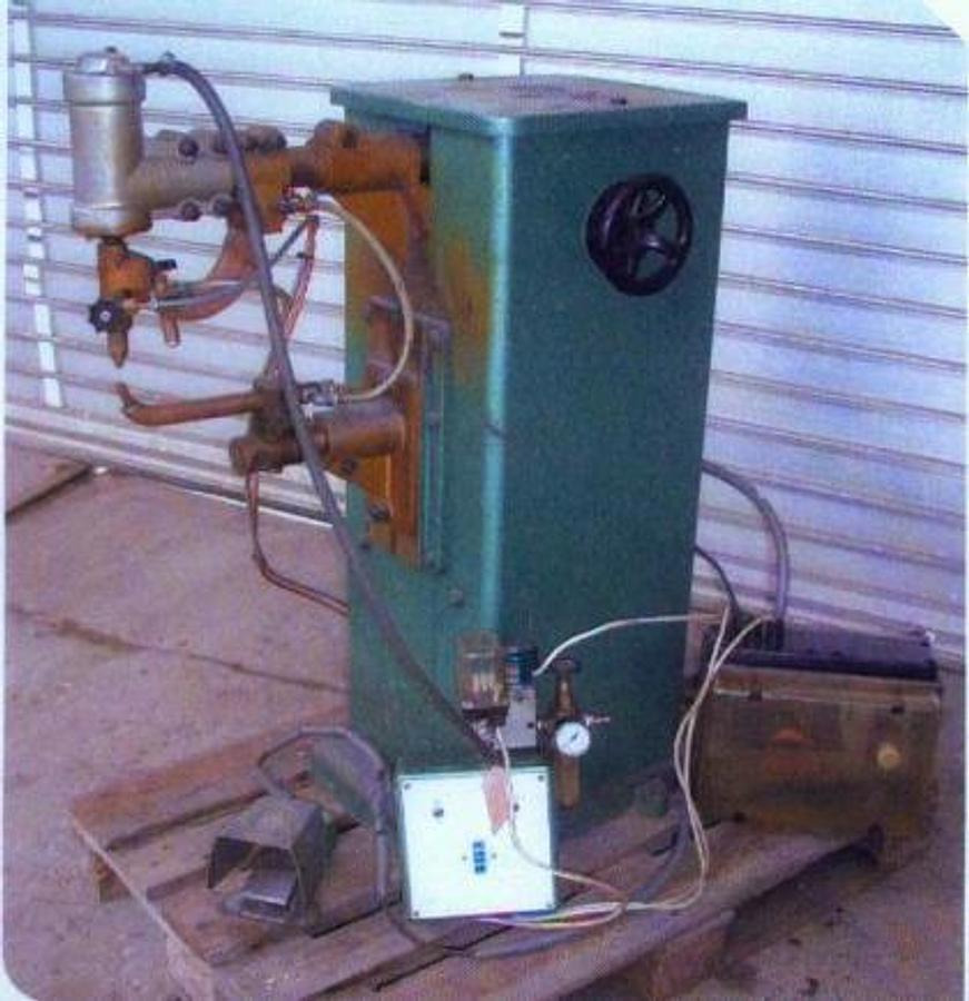 Punktschweißmaschine MÜLLER OPLADEN - Keevitus seadmed: pilt 1 Punktschweißmaschine MÜLLER OPLADEN - Keevitus seadmed: pilt 1