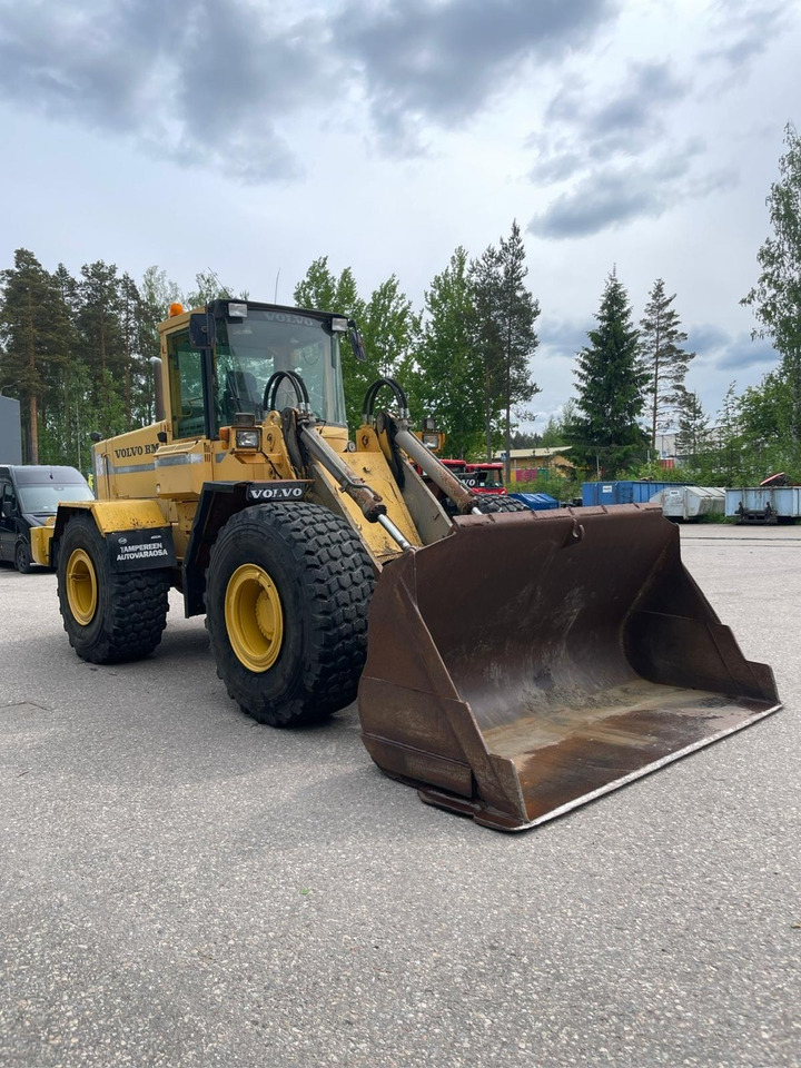 Volvo L120B - Rataslaadur: pilt 3 Volvo L120B - Rataslaadur: pilt 3