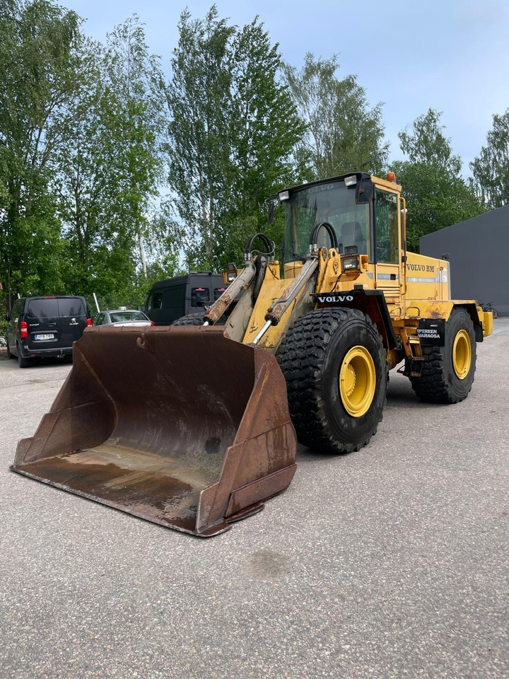Volvo L120B - Rataslaadur: pilt 2 Volvo L120B - Rataslaadur: pilt 2
