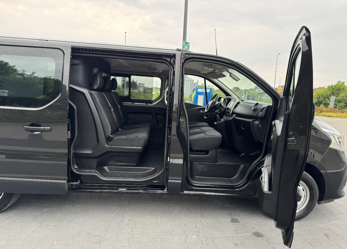 Renault Trafic 2.0 DCI LONG 2021 23 Brygadówka 6os 6 miejsc Spaceclass JAK NOWY - Väikebuss, Mikrobuss: pilt 5 Renault Trafic 2.0 DCI LONG 2021 23 Brygadówka 6os 6 miejsc Spaceclass JAK NOWY - Väikebuss, Mikrobuss: pilt 5