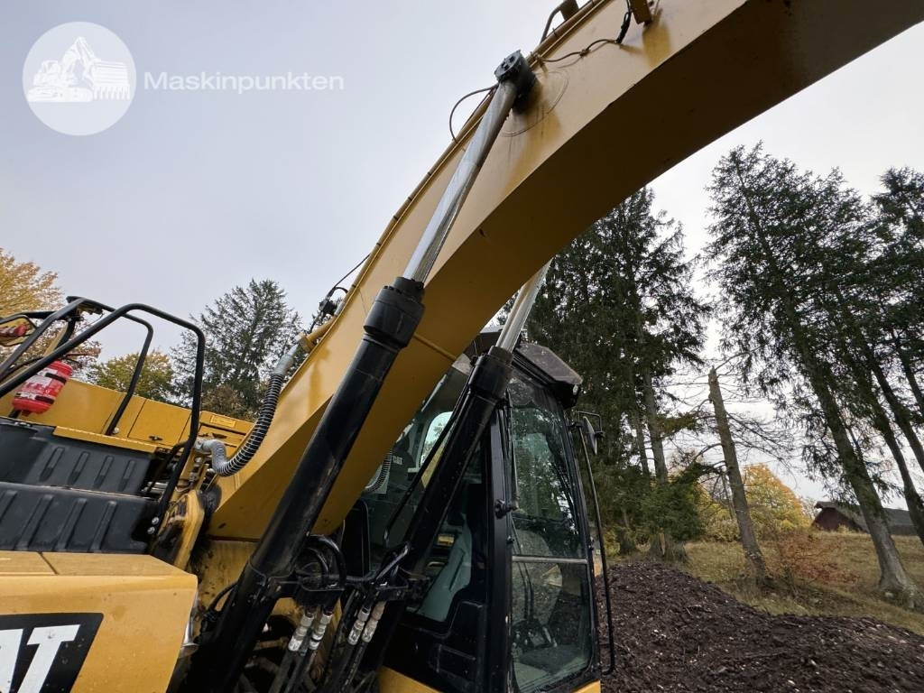 Lintekskavaator CAT 323: pilt 34