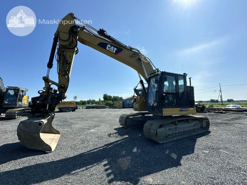 CAT 325 FL CR - Lintekskavaator: pilt 1 CAT 325 FL CR - Lintekskavaator: pilt 1