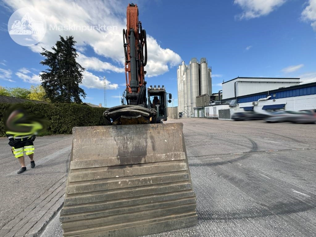 Ratastel ekskavaator Doosan DX 160 W: pilt 6