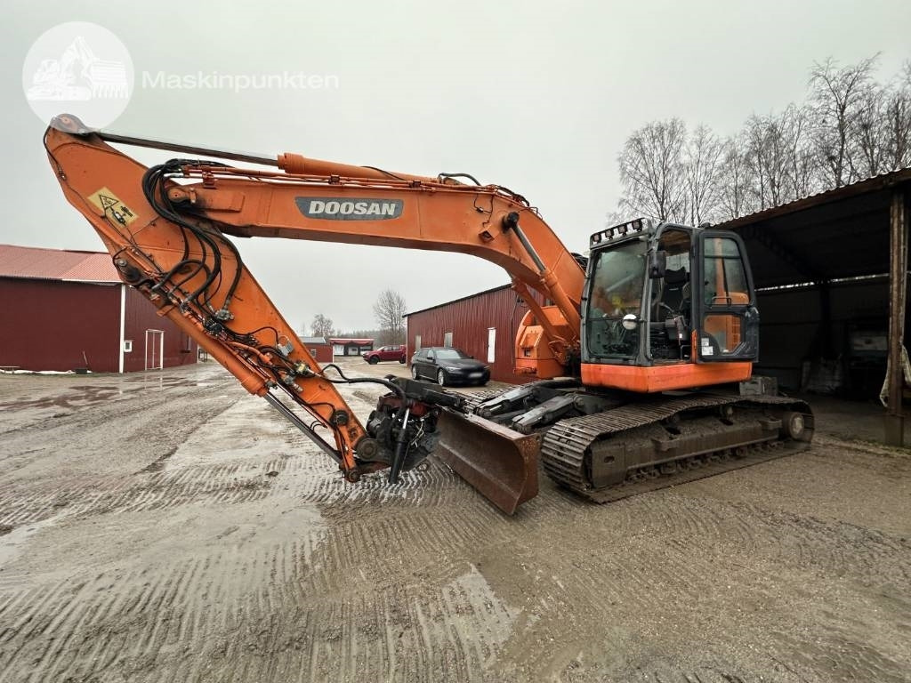 Doosan DX 235 LCR - Lintekskavaator: pilt 2 Doosan DX 235 LCR - Lintekskavaator: pilt 2