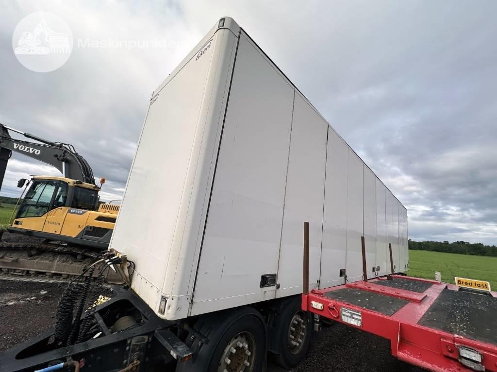 Ekeri T 3 + Krone Dolly - Furgoonpoolhaagis: pilt 1 Ekeri T 3 + Krone Dolly - Furgoonpoolhaagis: pilt 1