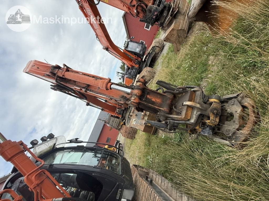 Hitachi ZX 300 LC-6 - Lintekskavaator: pilt 4 Hitachi ZX 300 LC-6 - Lintekskavaator: pilt 4