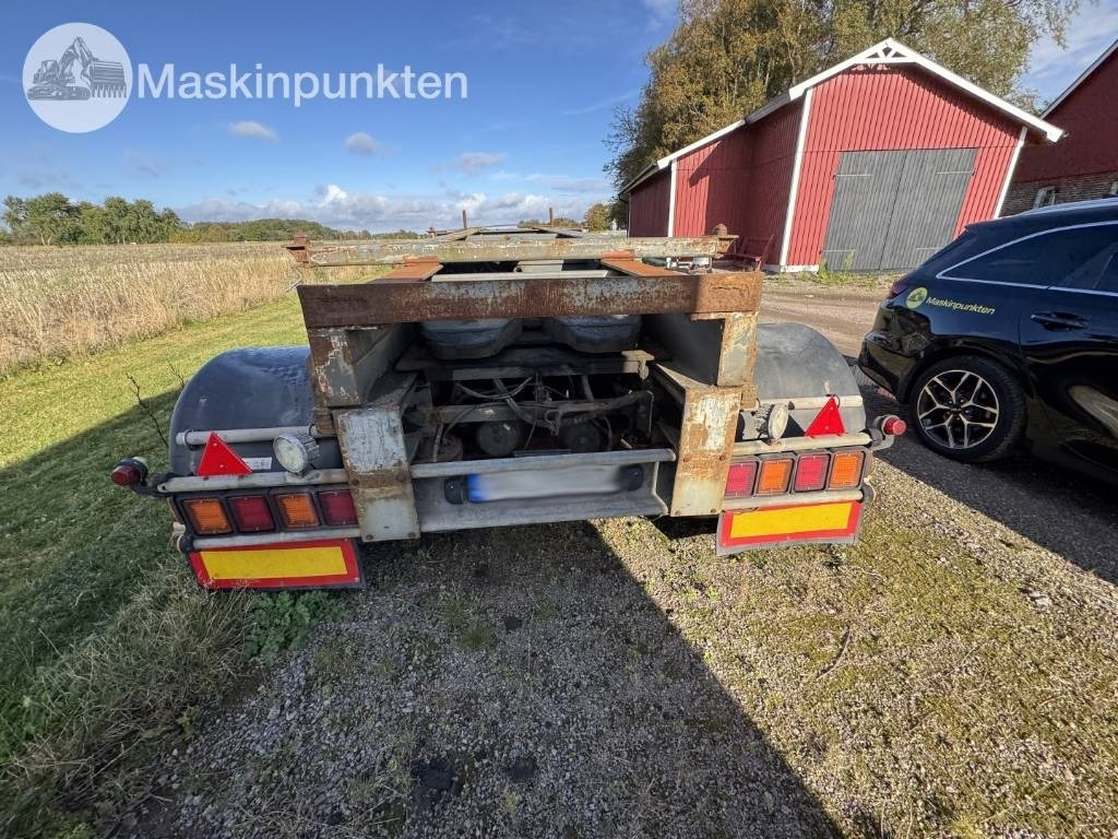 KT Tjörn Linktrailer - Konteinerveduk/ Tõstukiga poolhaagis: pilt 3 KT Tjörn Linktrailer - Konteinerveduk/ Tõstukiga poolhaagis: pilt 3